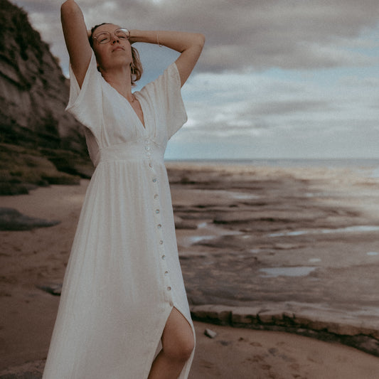 Sitting Pretty Dress | Cream | Size 8-12